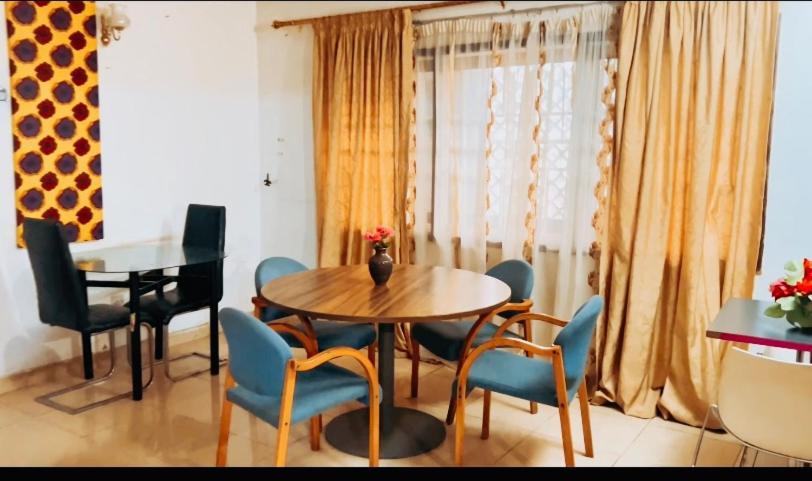 Zunox Guest House Freetown Exteriér fotografie