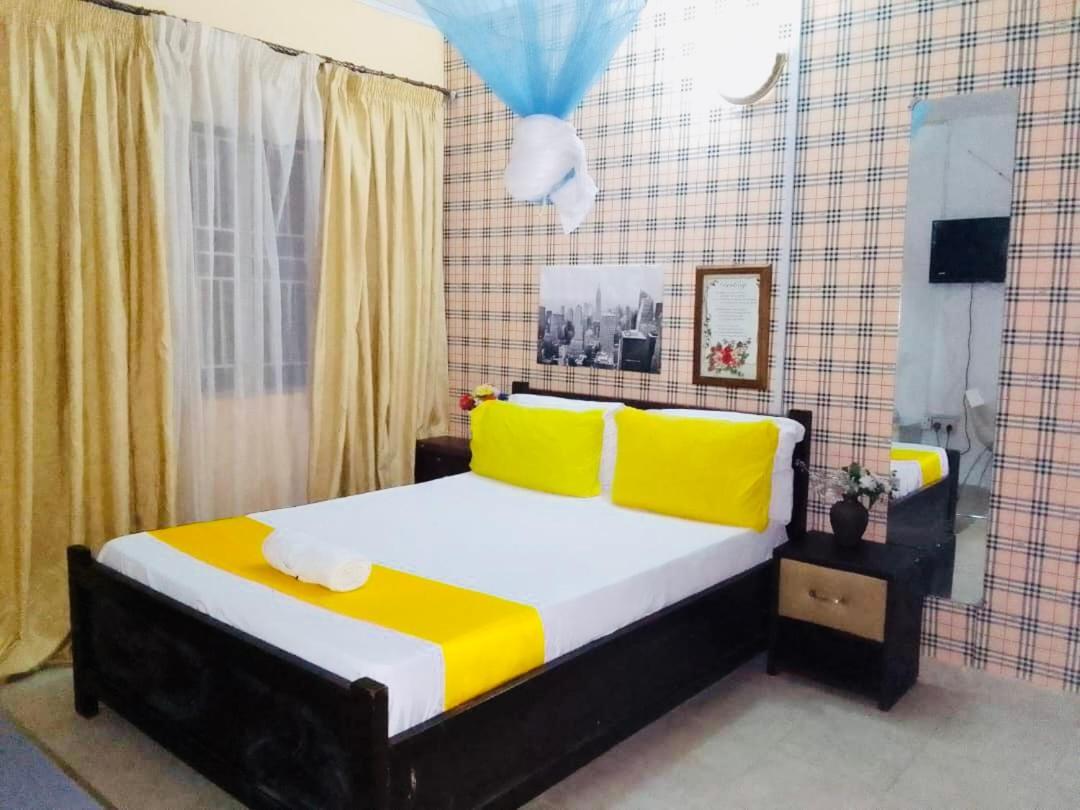 Zunox Guest House Freetown Exteriér fotografie