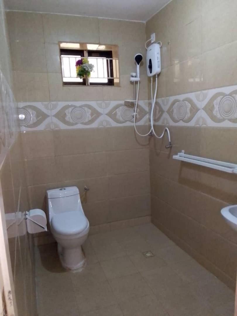 Zunox Guest House Freetown Exteriér fotografie