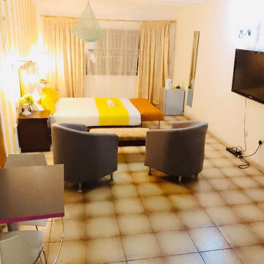 Zunox Guest House Freetown Exteriér fotografie